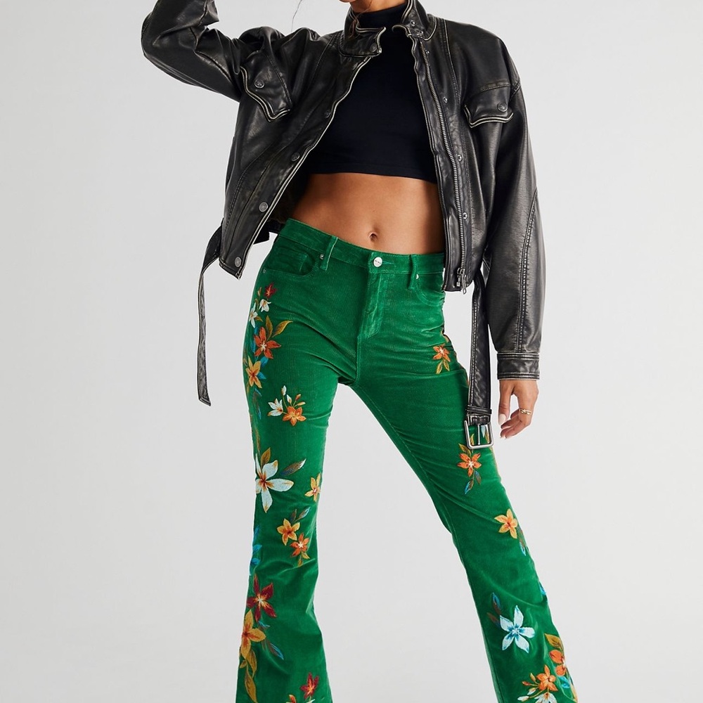 Free people x Driftwood Farrah embroidered corduroy flare pants sz 25